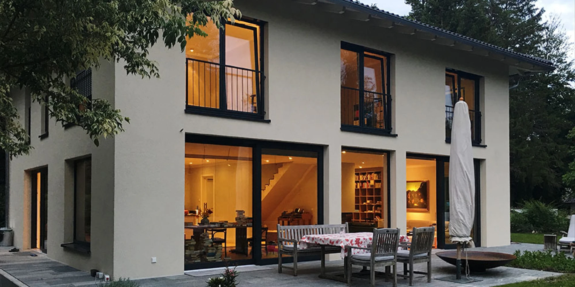 Energiesparen dank Außendämmung: Diese Möglichkeiten und Dämmstoffe gibt es