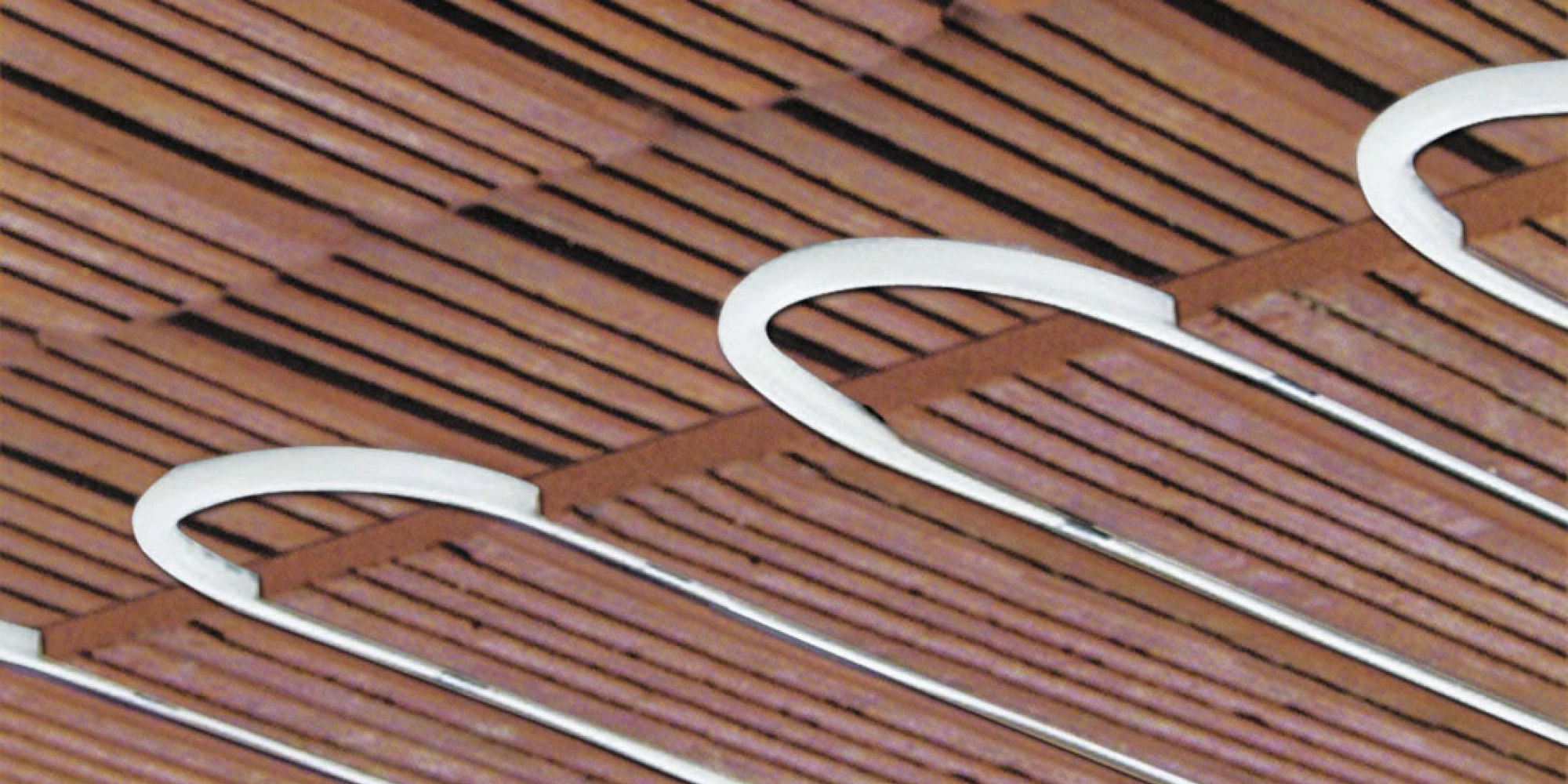 Deckenheizung: Gesundes Raumklima dank innovativer Ziegel-Klimadecke