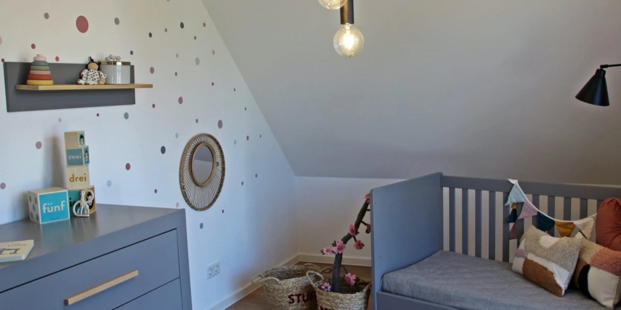 Das Haus kindersicher machen: Tipps für Ihr Zuhause