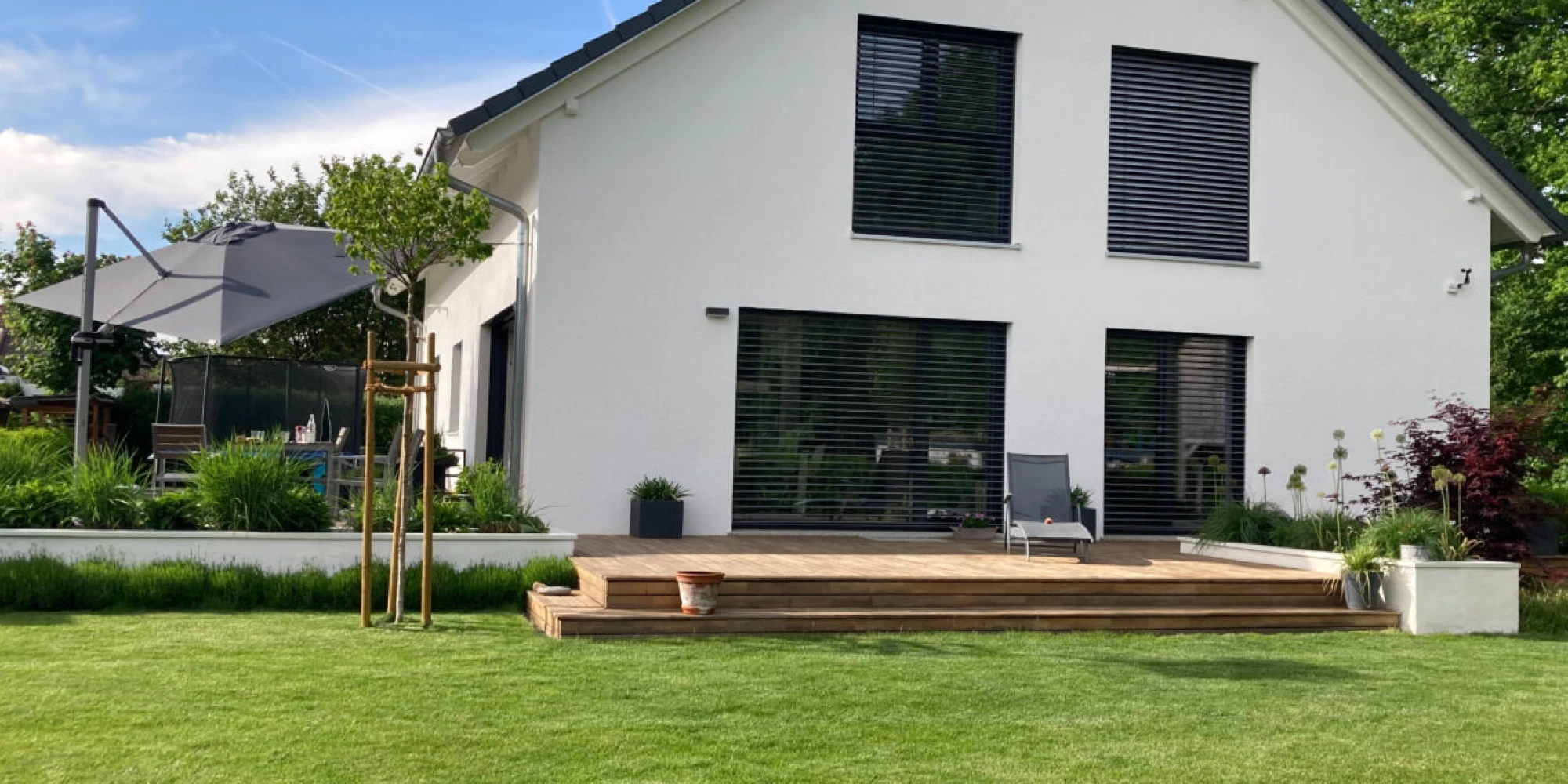 Sonnenschutz für Fenster – effektive Lösungen für innen und außen