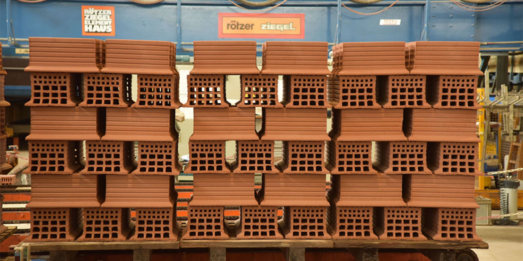 Ziegelherstellung: Wie entsteht ein Ziegelstein?