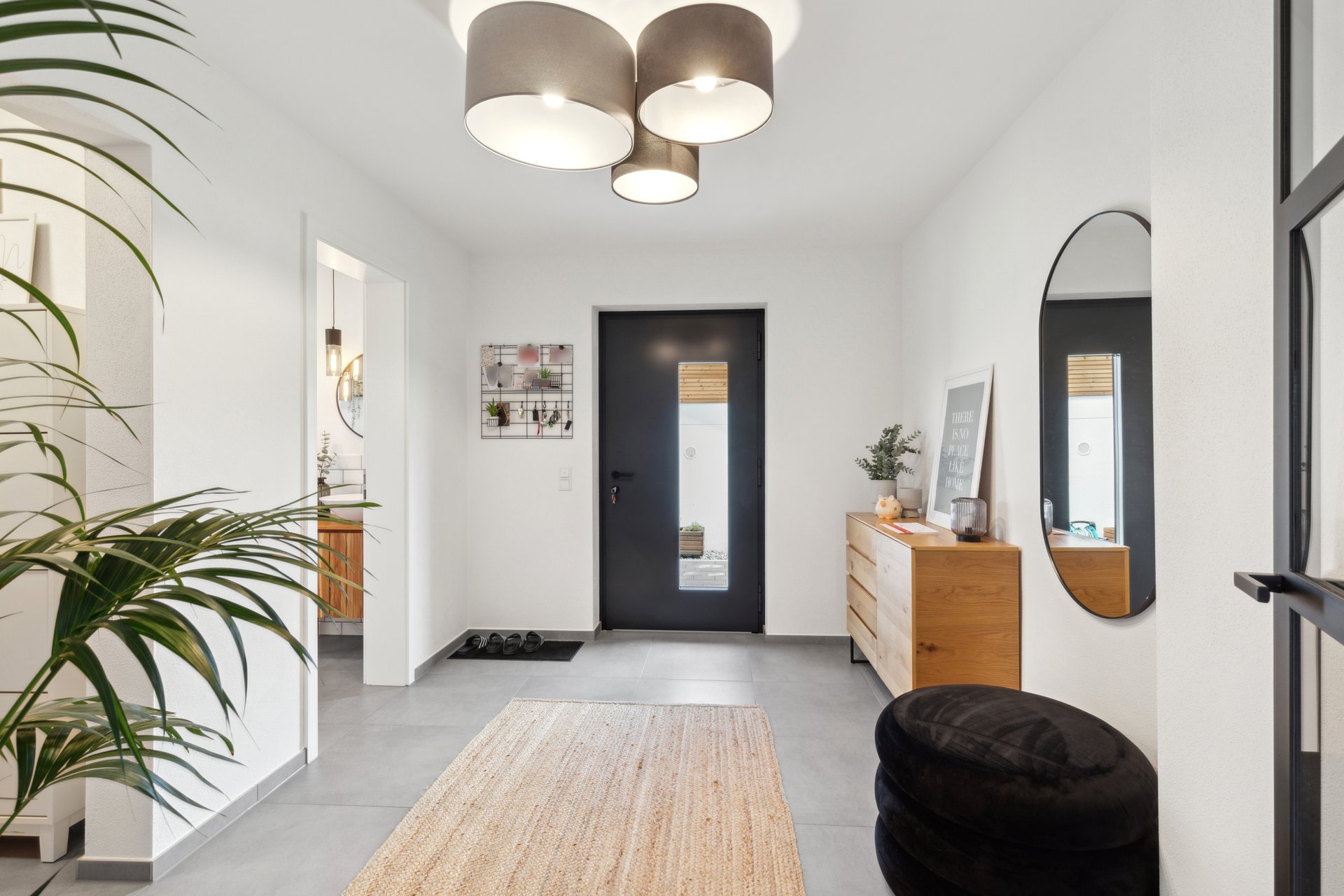 Eine moderne, stilvolle Doppelhaushälfte in Massivbauweise