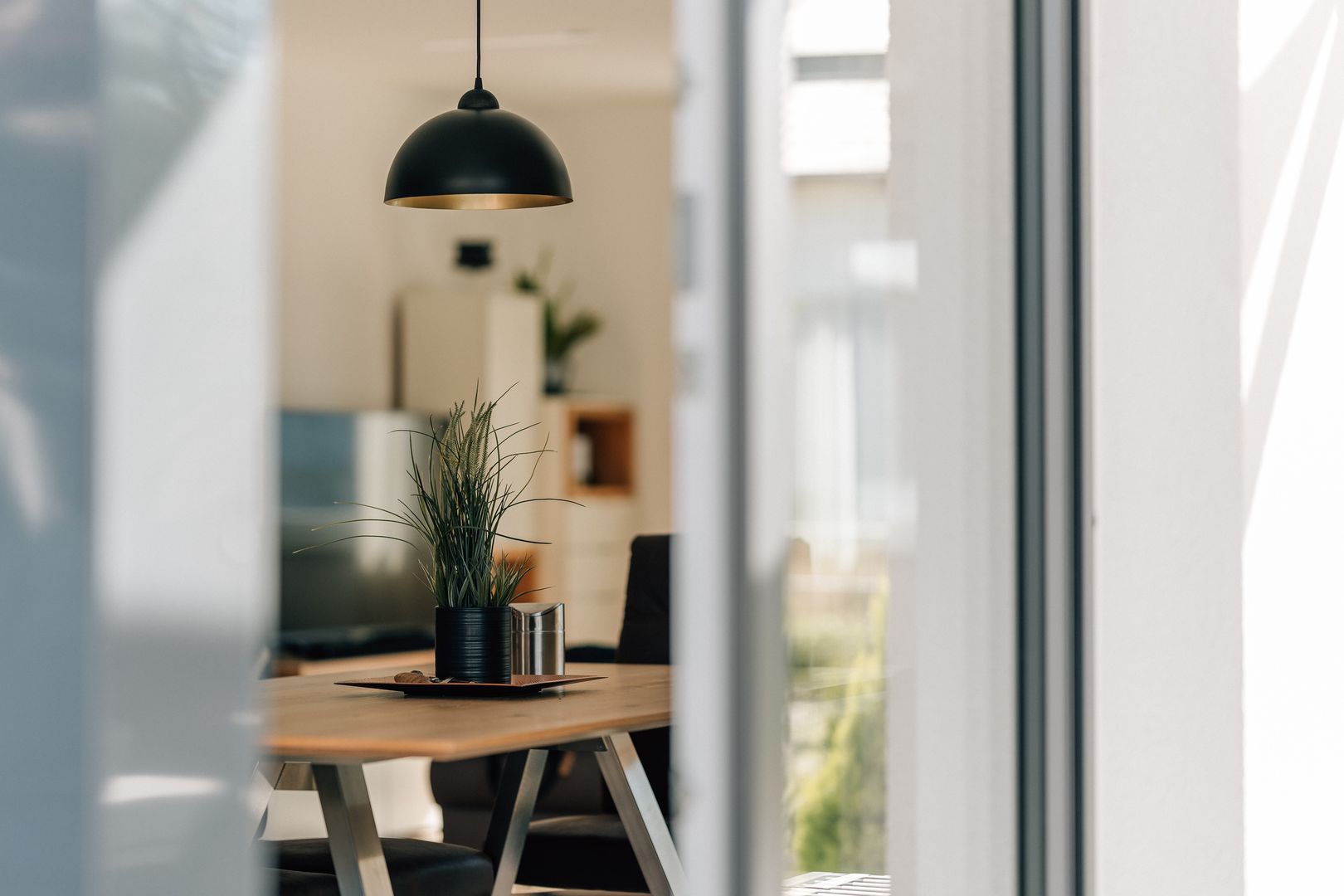 Land-Feeling: Ein modernes Creativ-Haus in ländlicher Lage