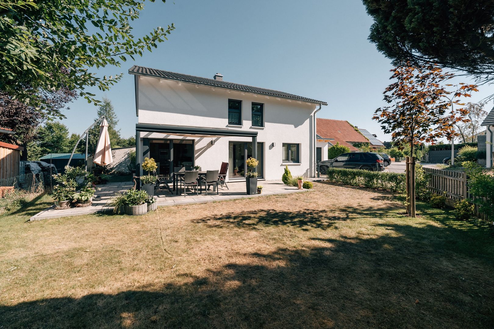 Land-Feeling: Ein modernes Creativ-Haus in ländlicher Lage