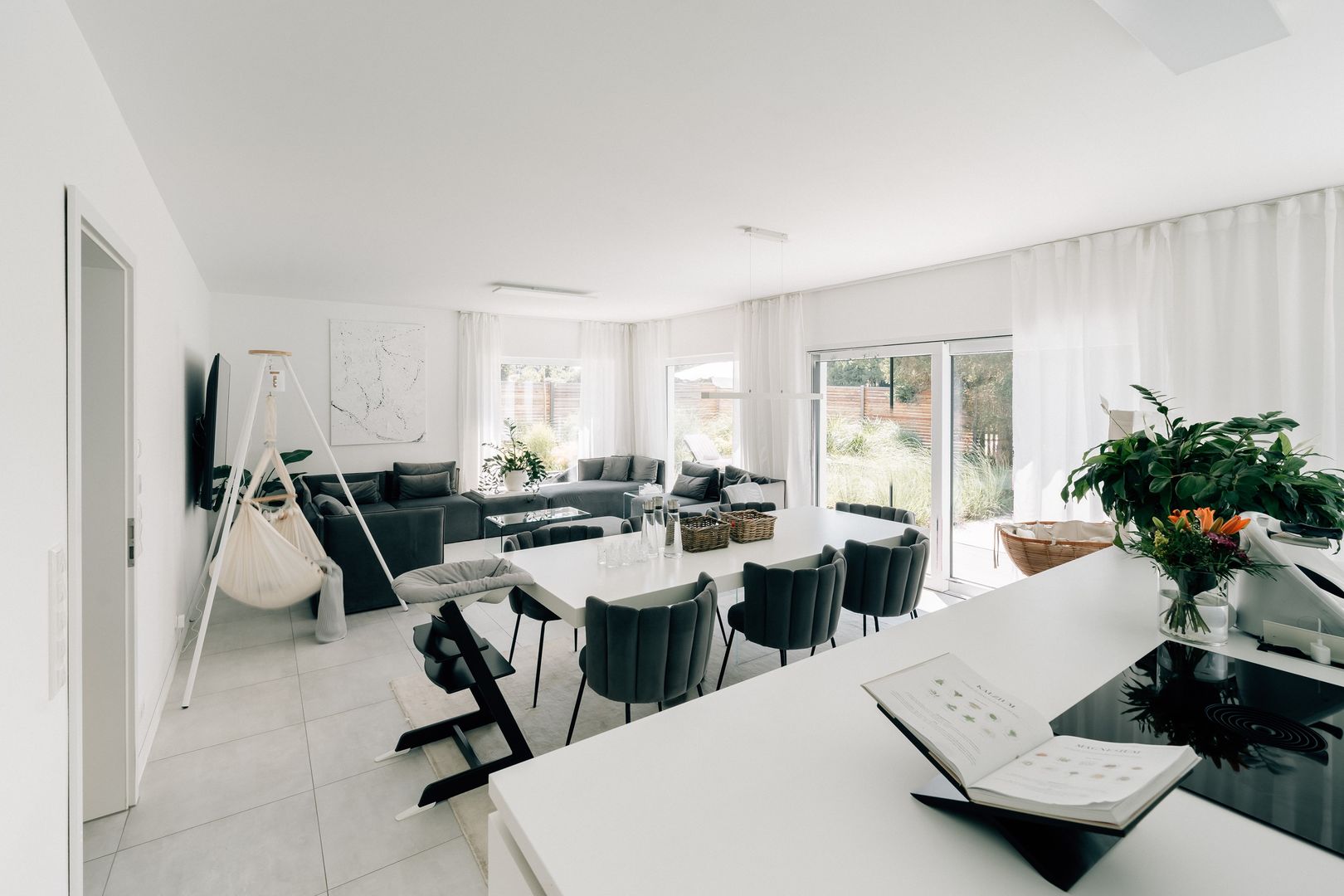 Moderner Kubus: Ein Zuhause mit klarem Wohlfühlfaktor.